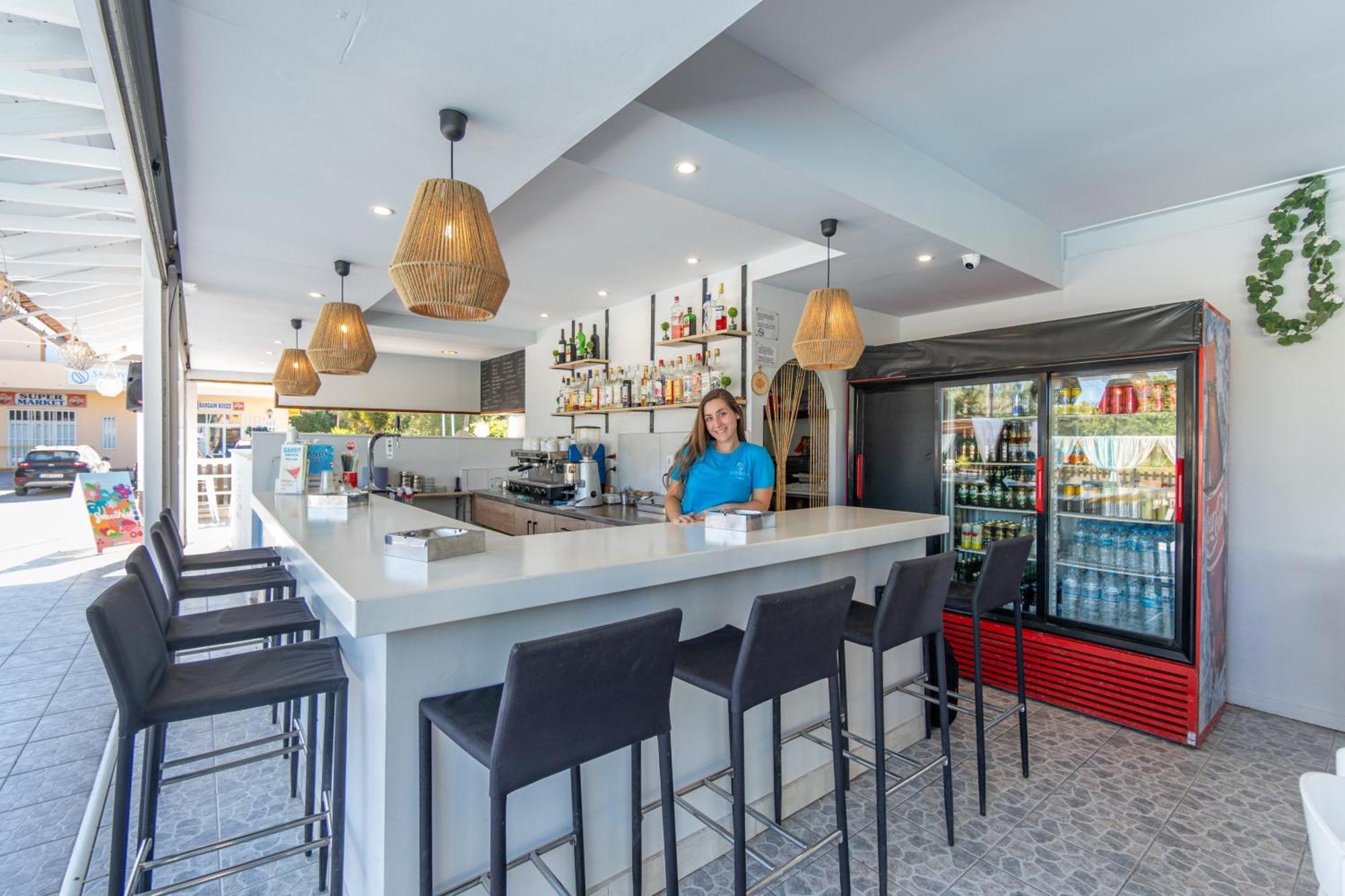 קאבוס Sandy Beach Complex By Konnect - Annexe Building מראה חיצוני תמונה